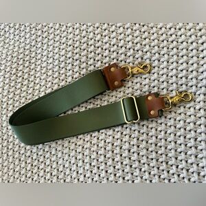 Coastal Hillbilly crossbody strap included